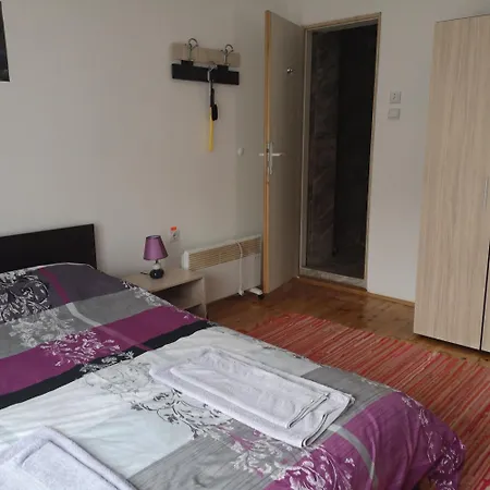 Bojana Vendégház Inovo