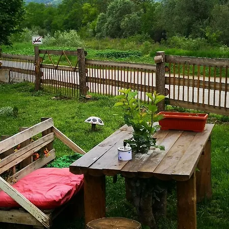 Bojana Guest house *