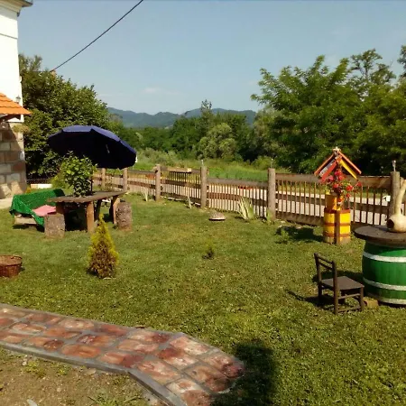 Bojana Guest house Inovo